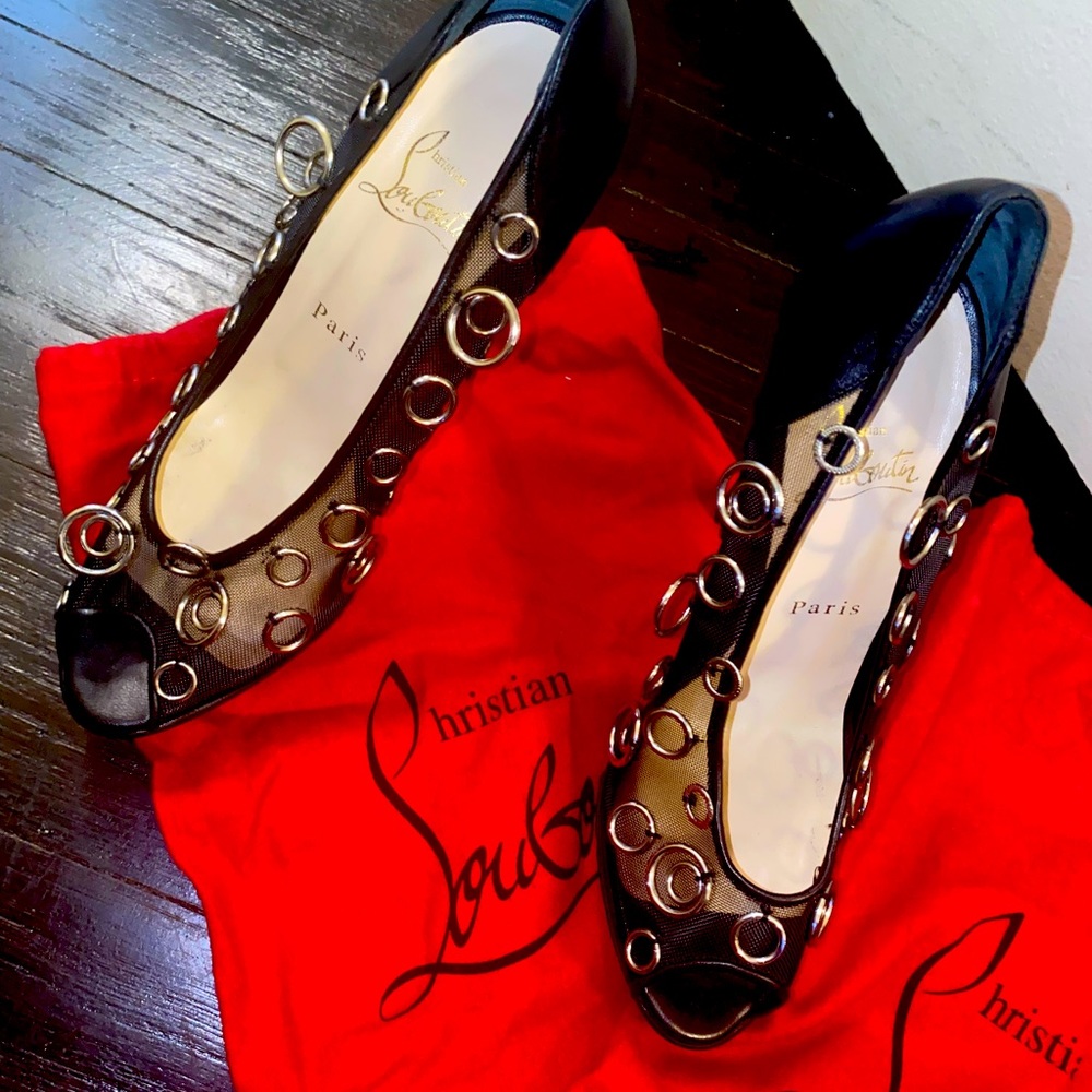 Authentic Christian Louboutin Pumps Mesh Black